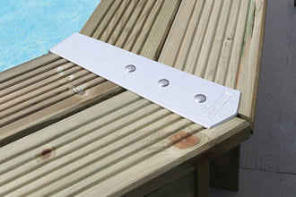Caratteristiche della piscina in legno fuori terra da giardino Urban Pool 450x250 Liner sabbia: protezioni angolari del bordo in PVC